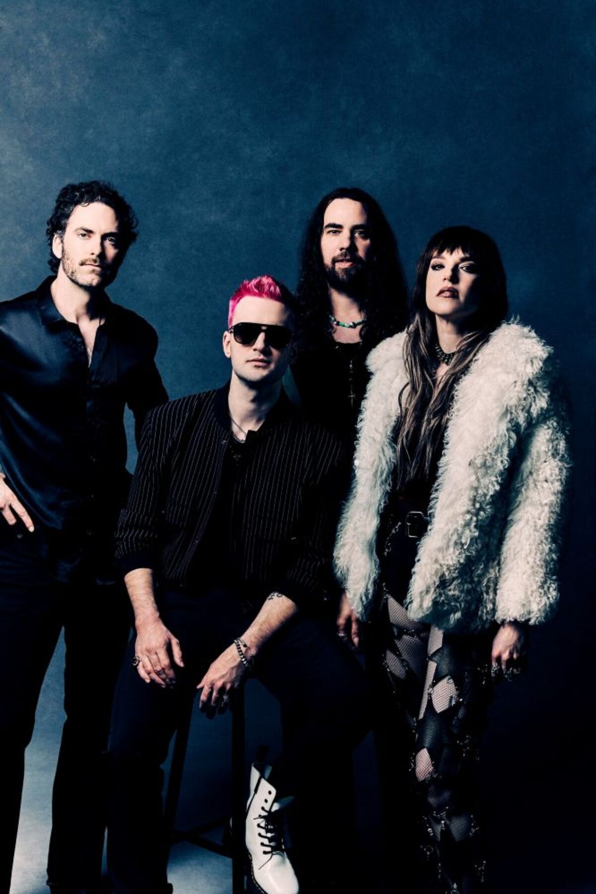 HALESTORM、ニュー・アルバム『Everest』より「Like A Woman Can」MV